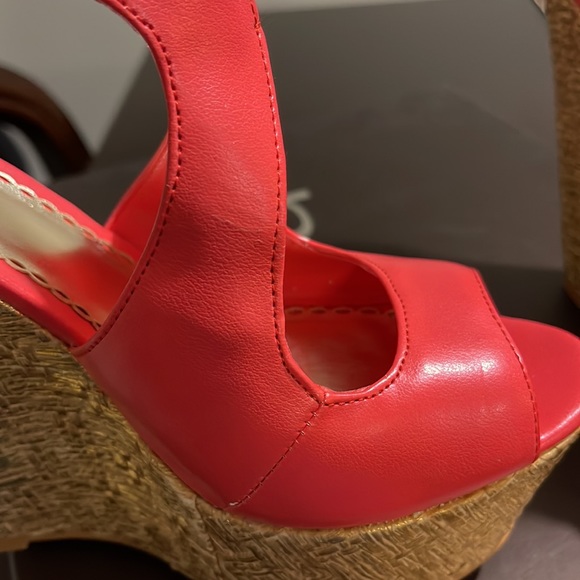 Bebe Wedge - Picture 7 of 8